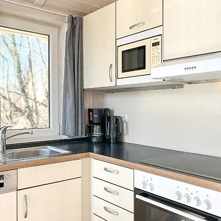 Holiday home Pulverhorn - Dorf 4 01 Priwall