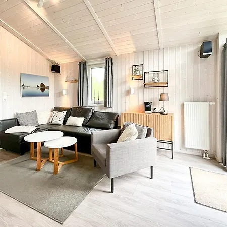 Pulverhorn - Dorf 4 01 Priwall